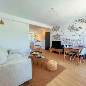 https://panisse-parking-clim-wifi.fr-provencehotel.com